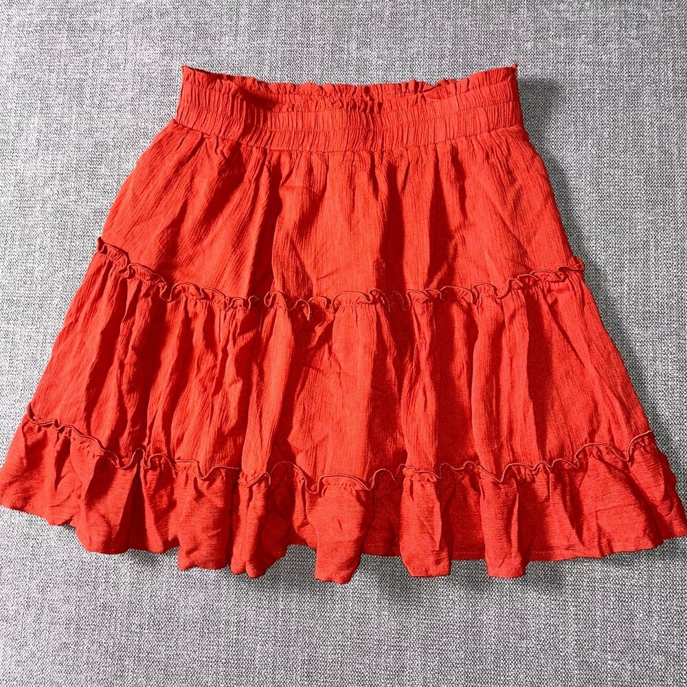 LYANER Mini Skirt Women's Small Red Tiered Ruffle Detail Flowy Elastic Waist